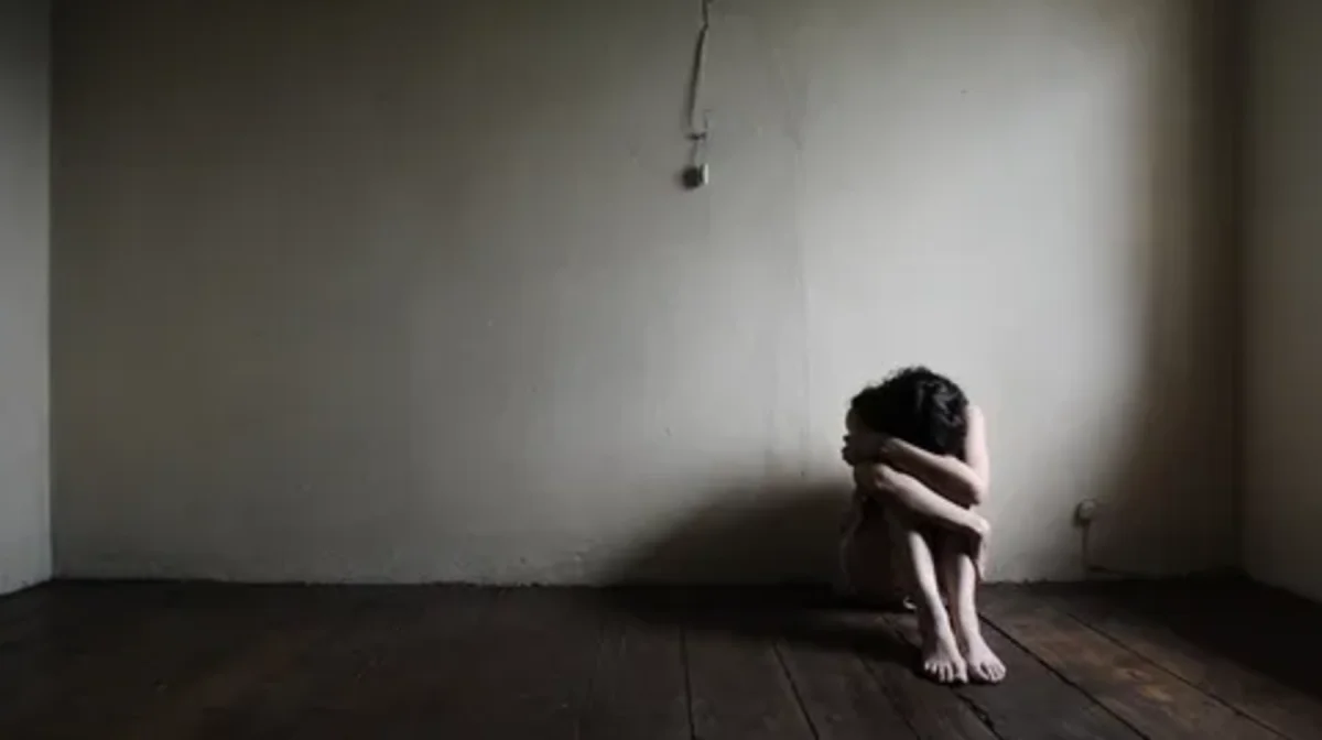 Өгей әке оқушы қызын зорлады деген күдікпен қамауға алынды