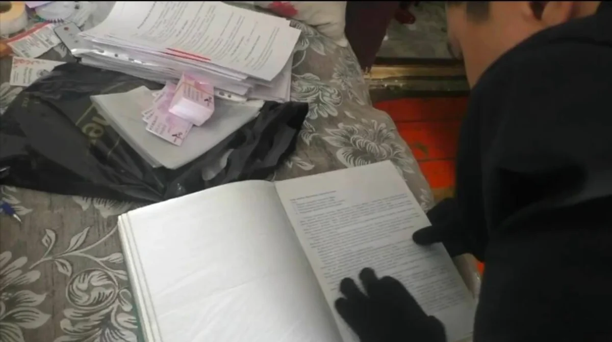 Қайтарымсыз несие беруге уәде берген әйел 33 млн теңгені қолды қылған