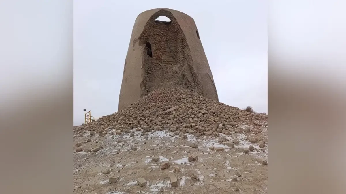 Рухнул исторический памятник в Туркестанской области