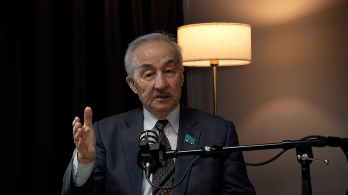 «17 облыс Астанаға ауыз ашып қарап отыр». Сарапшы өңірлердің неге дамымай отырғанын айтты