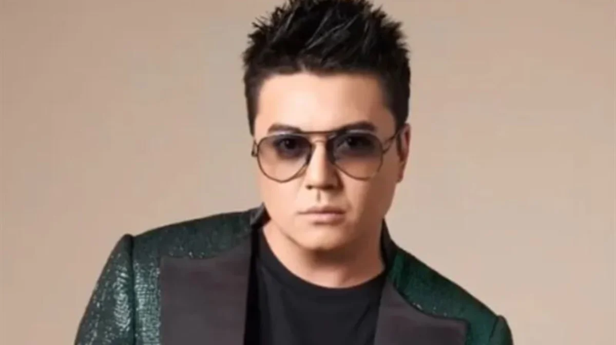 Домогался подростка: Алмаса Кишкенбаева арестовали на 15 суток