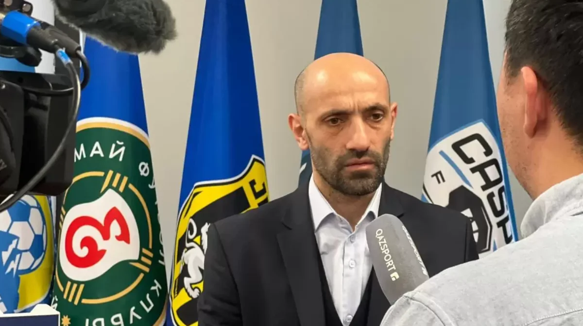 Новый тренер сборной Казахстана будет работать бесплатно?