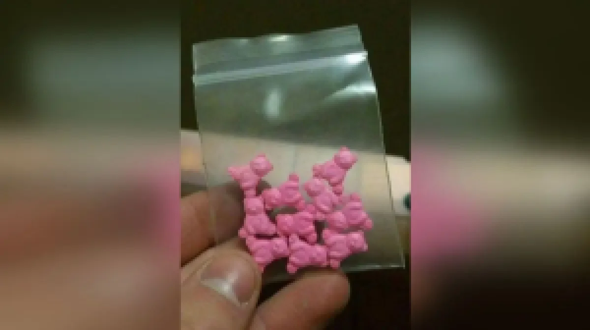 Мектептерде «құлпынай квик» кәмпиттері таратылып жатқаны рас па? ІІМ мәлімдемесі