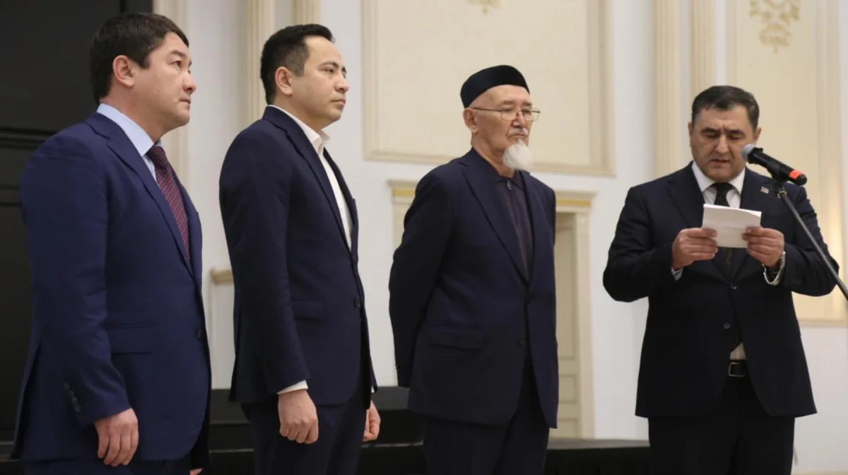 Ақтауда AZAL әуе апатында қаза тапқандарды еске алу асы өтті