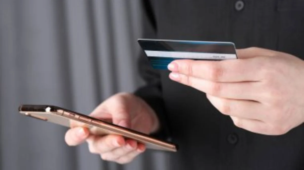 Граждан Армении, Грузии, Ирана, Сирии и Ливана задержали по подозрению в мошенничестве против казахстанцев (видео)