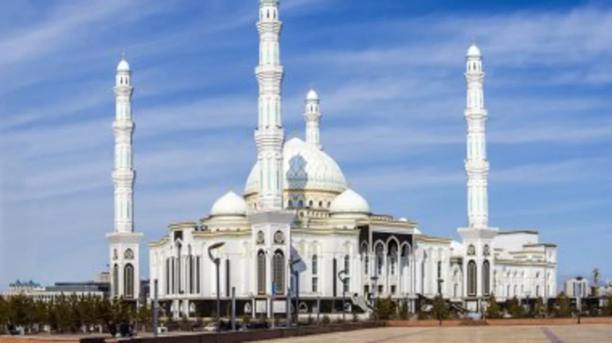 Ораза-2025: в Казахстане утвердили размер фитр-садака