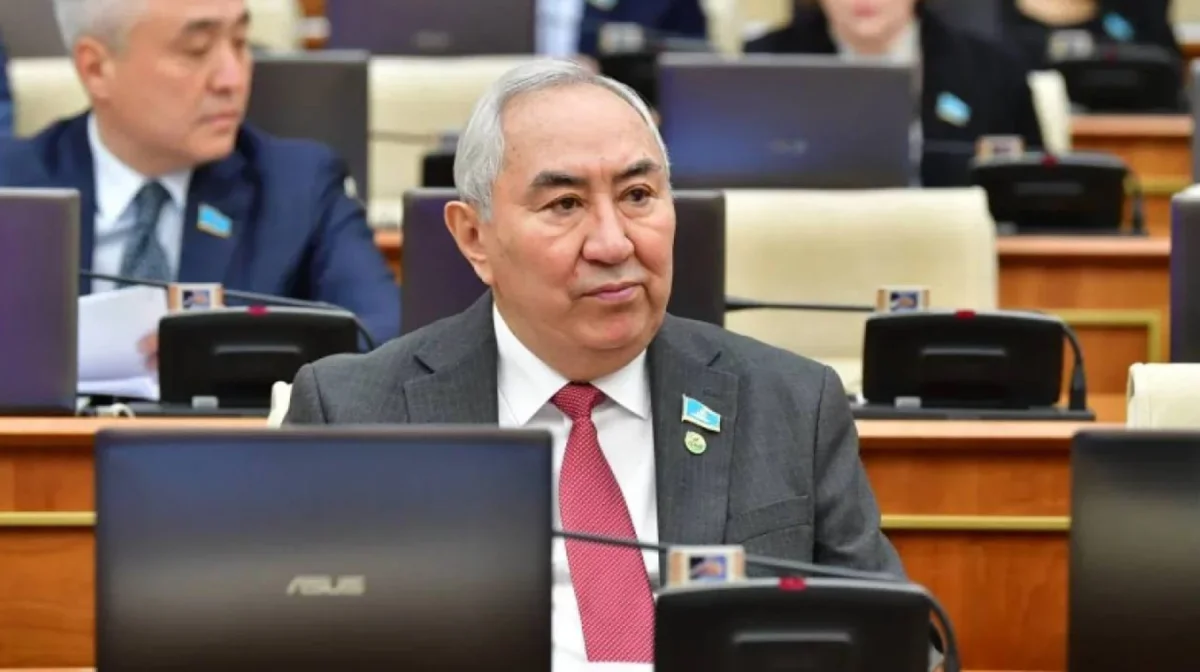 Жигули Дайрабаев освобожден от должности заместителя председателя партии «Ауыл»