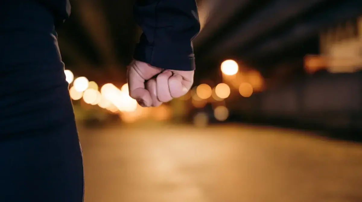 Школьники жестоко избили мальчика кастетом на западе Казахстана