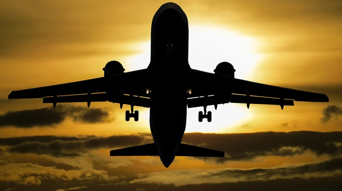 Авиакомпания Fly Arystan незаконно завышала цены на билеты