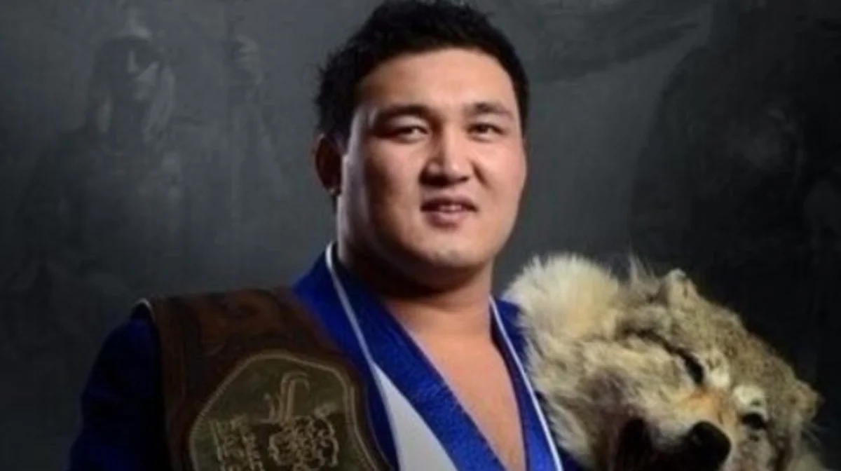 Известный казахстанский борец стал чиновником