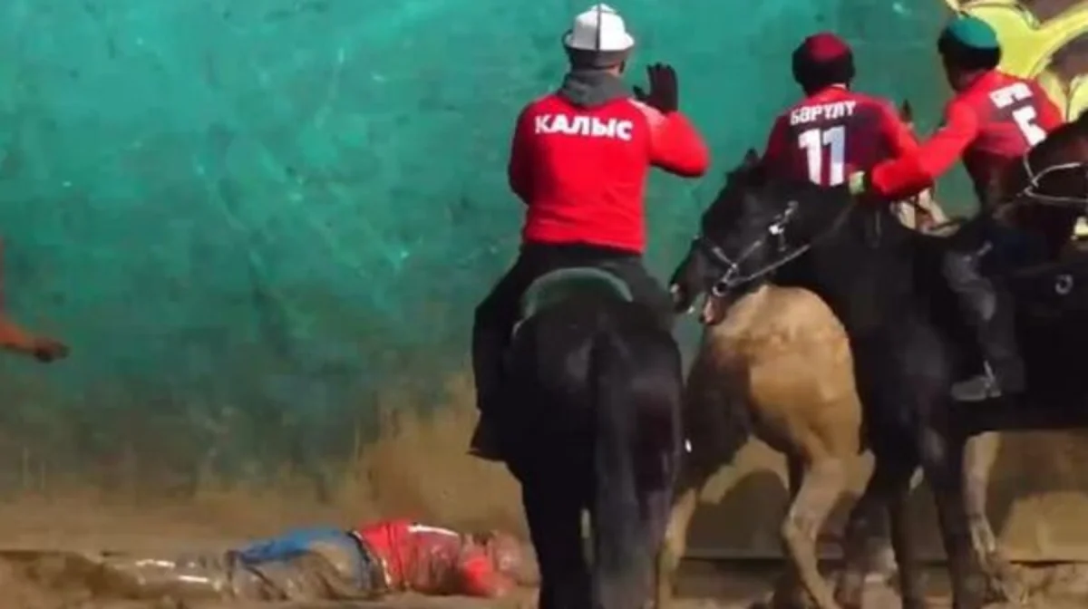 Наездник погиб во время игры кок-бору в честь Наурыза (ВИДЕО)