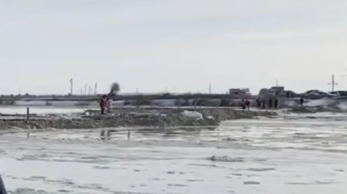 Ақтөбе облысында уақытша өткелді су шайып кетті