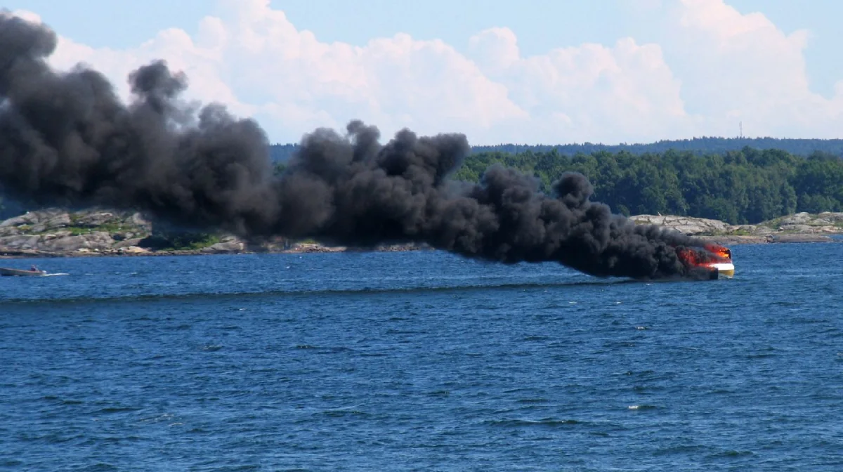 Тайландта қазақстандық туристер мінген катер жарылды