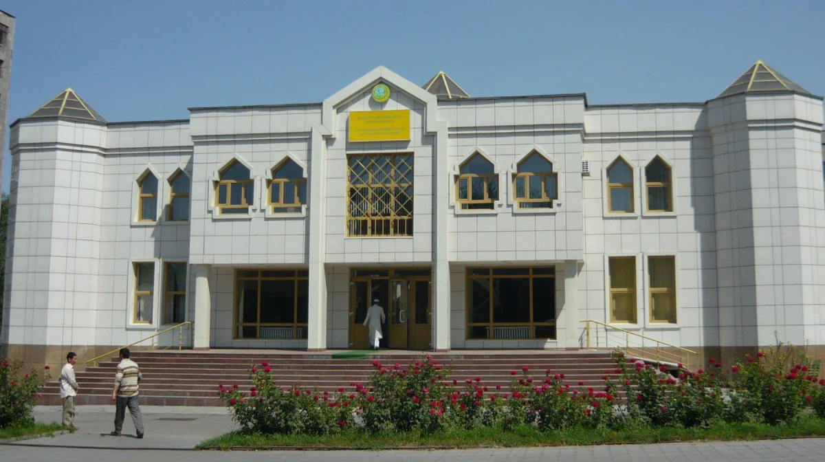 Діни ақпаратты беймәлім ұстаздардан, белгісіз сайттардан үйренуге болмайды – ҚМДБ