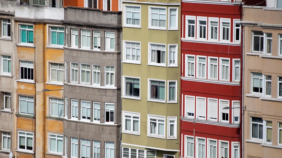 При какой зарплате можно получить ипотеку в Казахстане