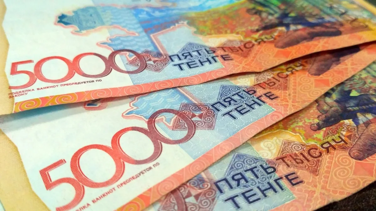 За хищение 272 млн тенге осудили госслужащего в Актобе