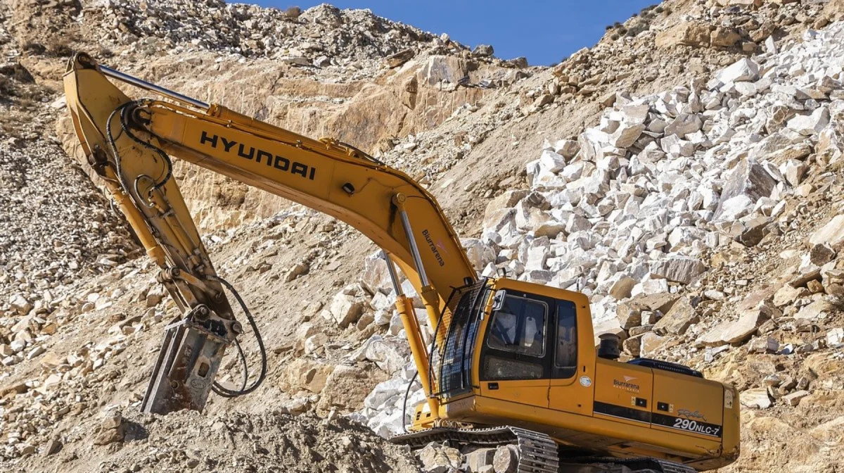 Предприниматель незаконно добывал полезные ископаемые в Жамбылской области