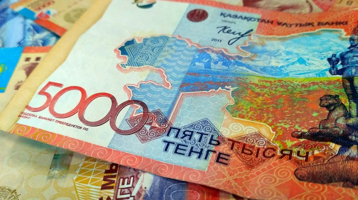 Многодетные и инвалиды: с учителей незаконно удерживали взносы за медстраховку