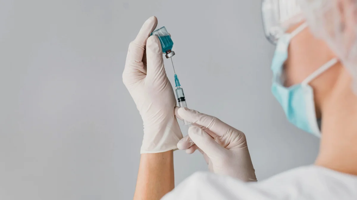 Таразда ем-шара кабинетінде антибиотик салдырған екі ер адам қайтыс болды