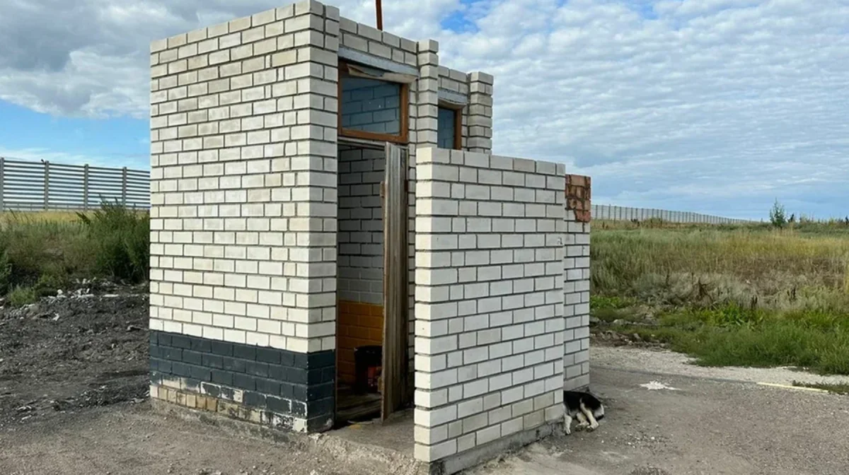 Турист из Беларуси раскритиковал придорожные туалеты в Казахстане