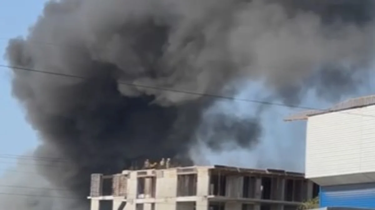 Склад горит в Алматы (ВИДЕО)