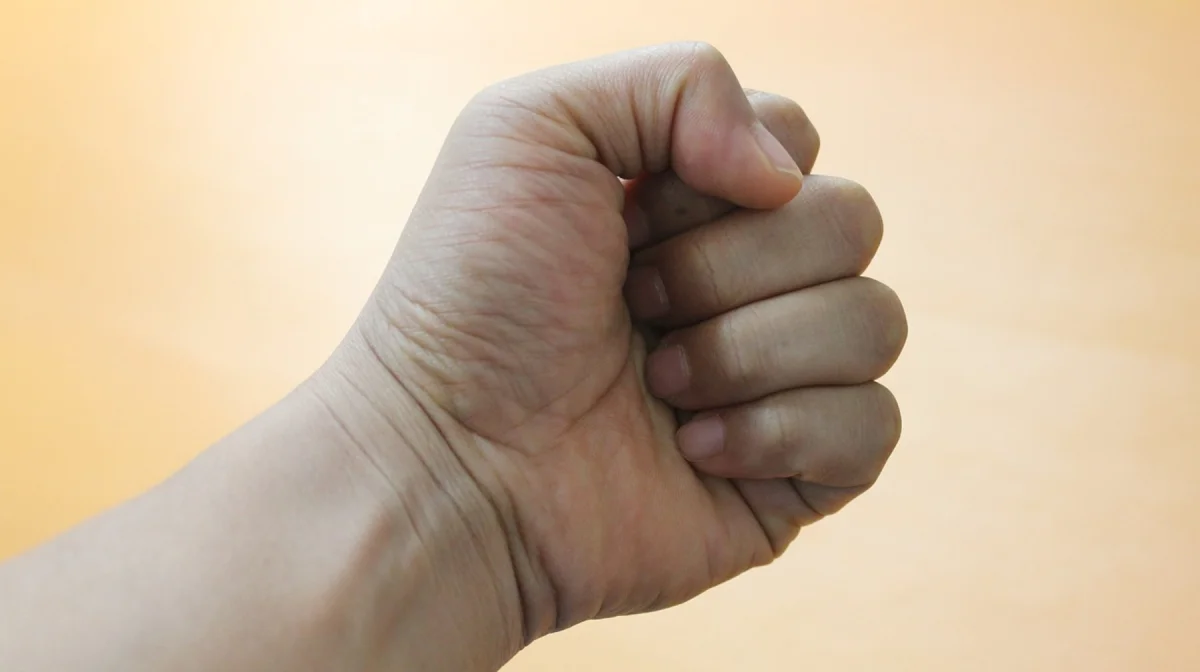 Школьника зверски избили старшеклассники в Жанаозене