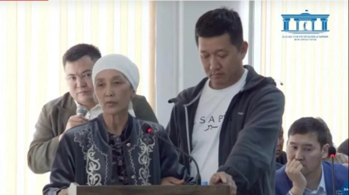 Сотта жауап берген Шерзаттың әжесі есінен танып қалды