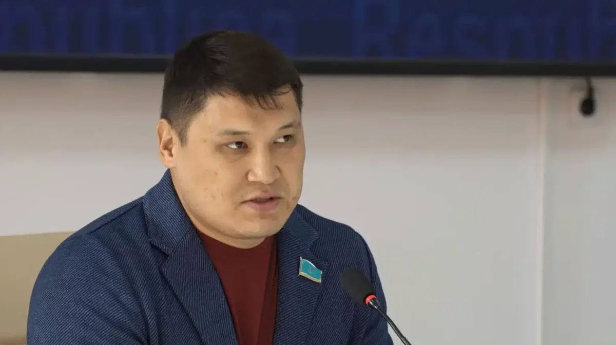 Өміріне қауіп жоқ: Дәрігерлер Руслан Берденовтің жағдайы туралы айтты