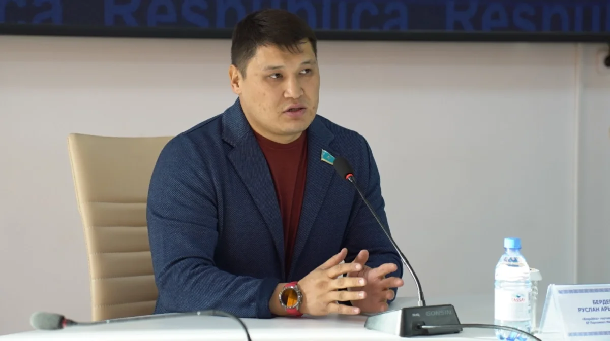 Вооруженное нападение на Руслана Берденова: Акимат Шымкента объяснил свое молчание