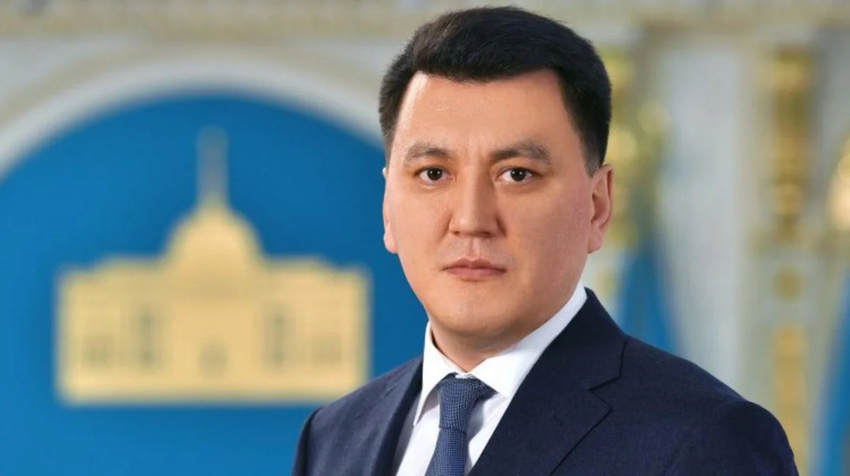 Ерлан Қарин: «Билік қазақ тіліне қиянат жасады» деу – бос әңгіме, даурықпа сөз