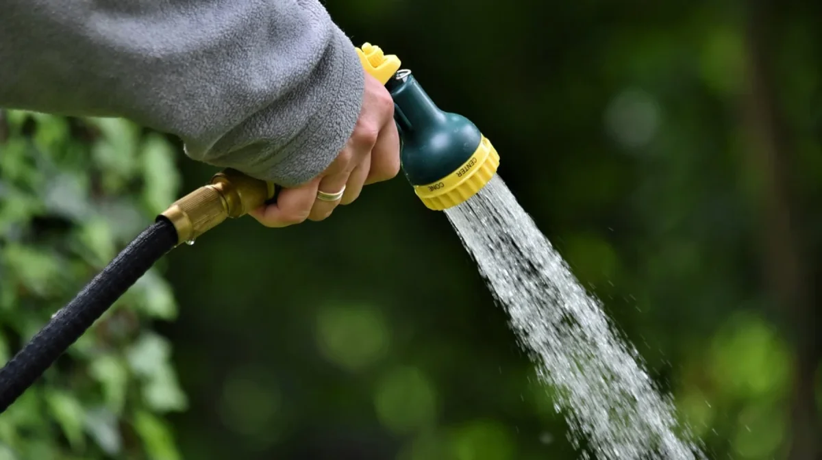 Кыргызстан направит воду в помощь казахстанским аграриям