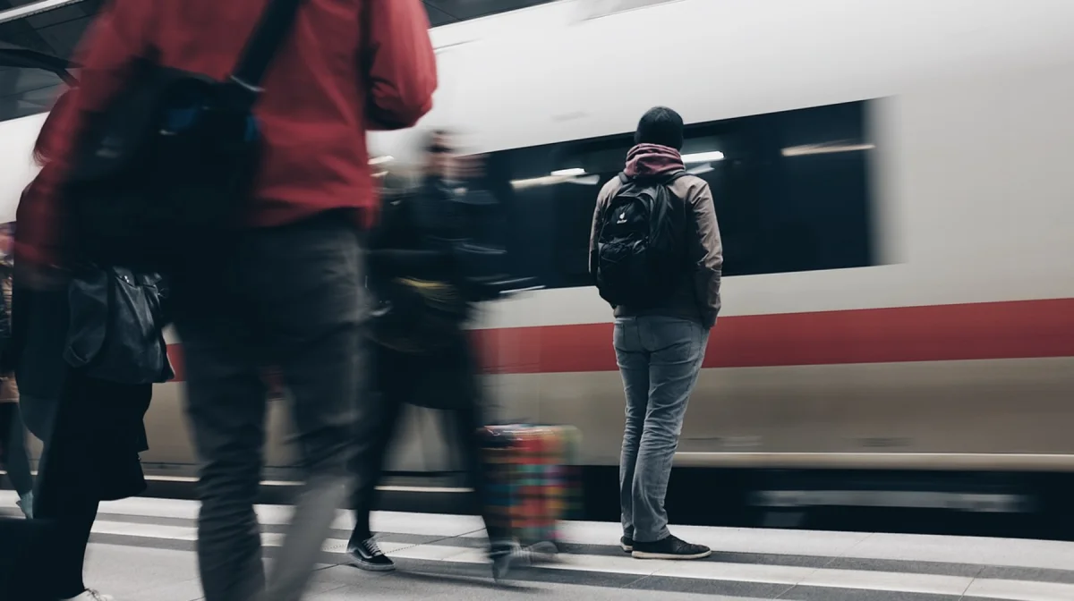 Новые правила досмотра пассажиров вступили в силу в Казахстане