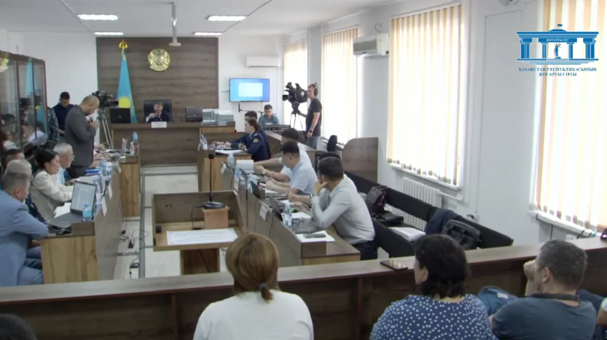 «Ұрып-соғып, боқтық сөздер айтты»: Шерзат ісі бойынша айыпталған сотта жауап беріп жатыр