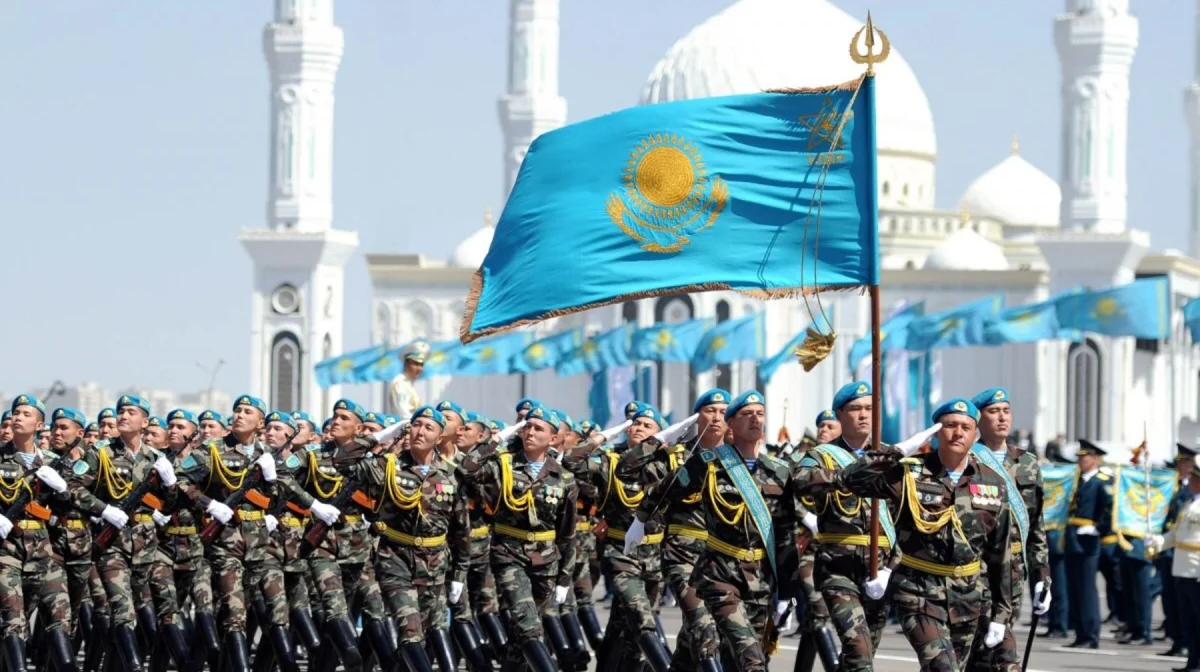 Астанада Жеңістің 80 жылдығына арналған әскери парад өтіп жатыр