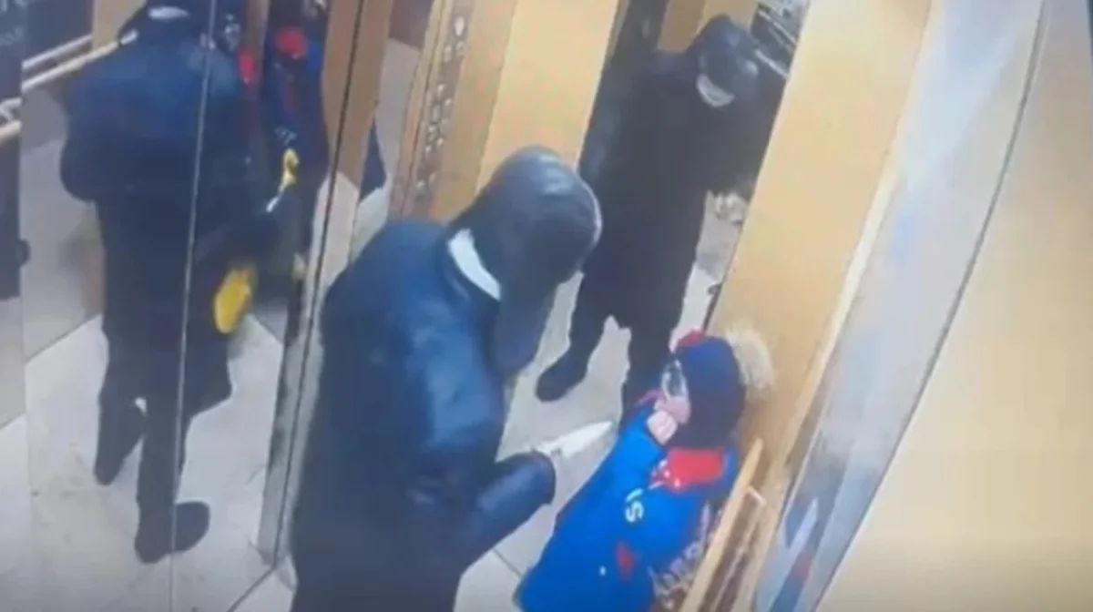 Подросток порезал мальчика в лифте Астаны: нападавшему назначили принудительное лечение