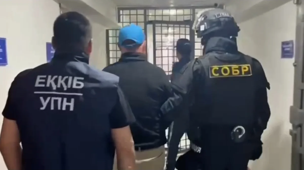 Ақша, қару, прекурсор: Ақмола облысында есірткі зертханасын ұйымдастырғандар қамалды