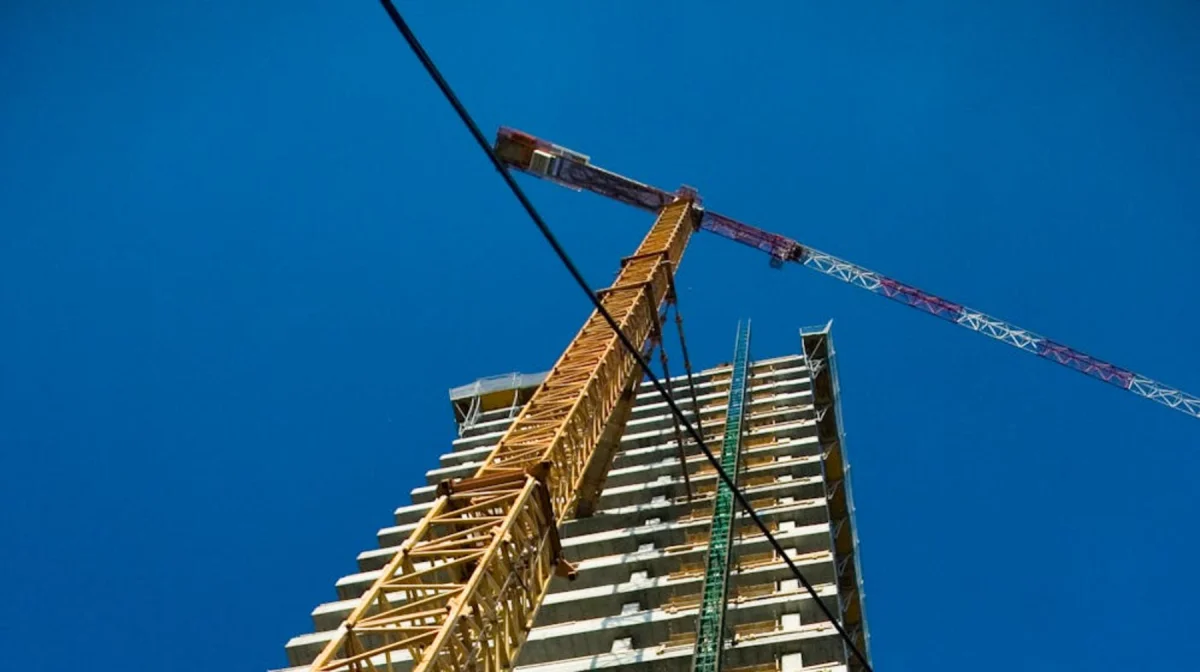 В Казахстане запретят ипотеку и платежи по стройкам без разрешений