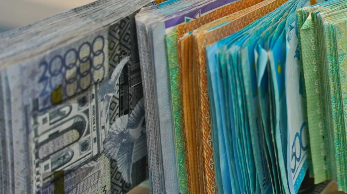 Налоги не добрали, Нацфонд растратили: аудиторы раскритиковали Кабмин