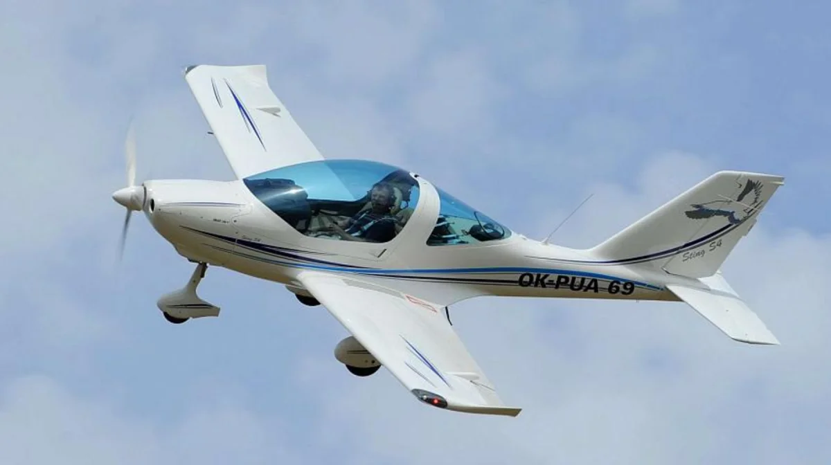 Астанада аэродром маңындағы ұшақ апатынан екі адам қаза тапты