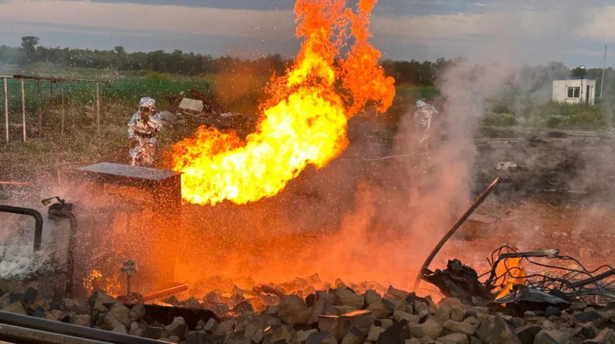 Взрыв на газовом резервуаре в СКО: пострадали восемь человек