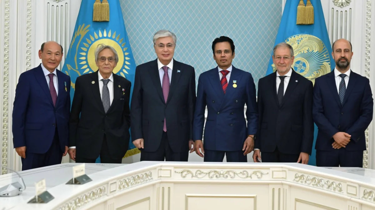 Мемлекет басшысы әлемдік нейрохирургия саласының өкілдерімен кездесті