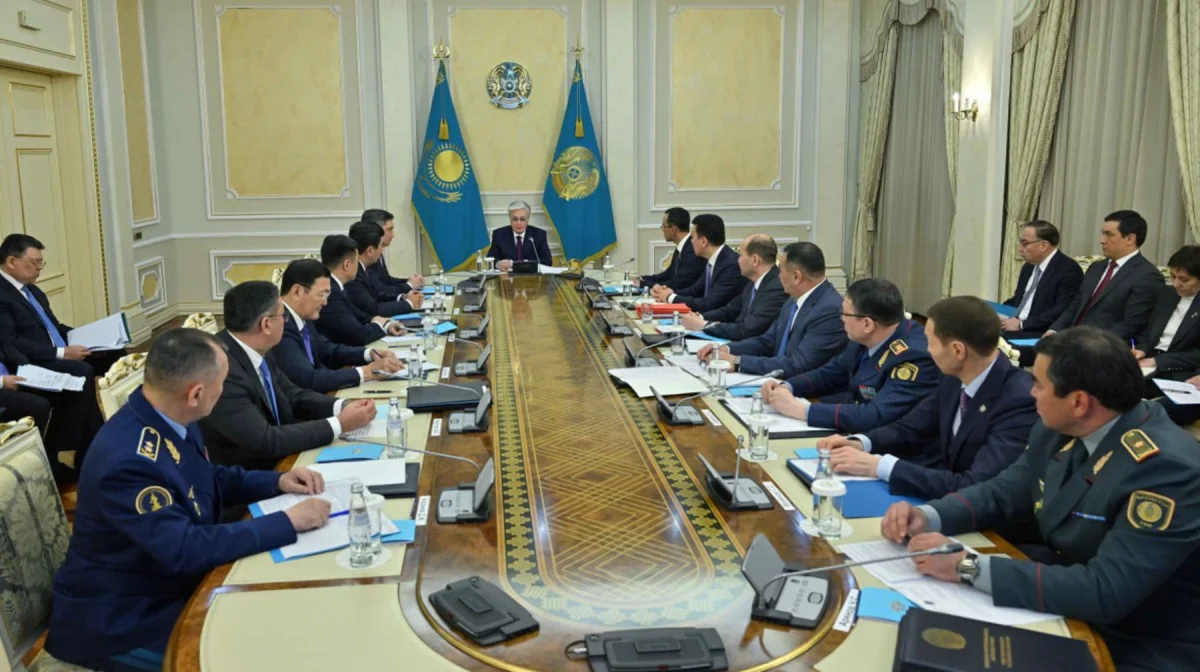 Токаев призвал усилить контроль над миграцией