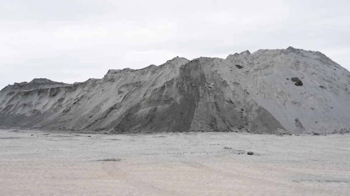 Зола вместо асфальта? В Казахстане дороги начнут строить из отходов