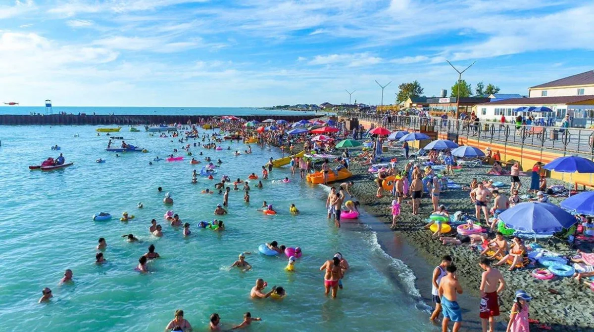 Без дорог, света и воды: как Казахстан встречает туристов