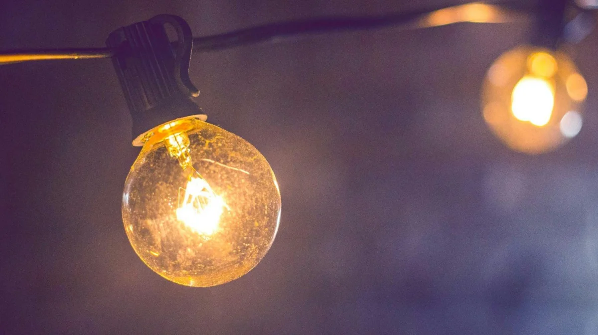 Актау сидит без света: изношенные кабели не выдерживают жары