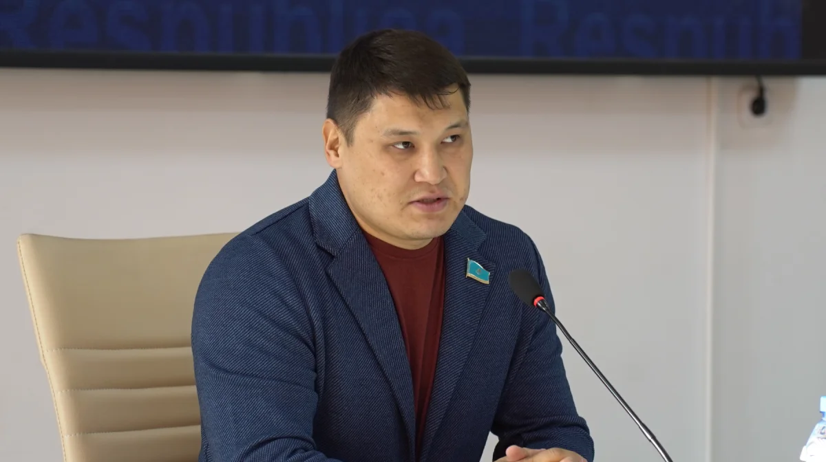 Выстрелы у акимата: в Шымкенте начался суд по делу о покушении на Руслана Берденова