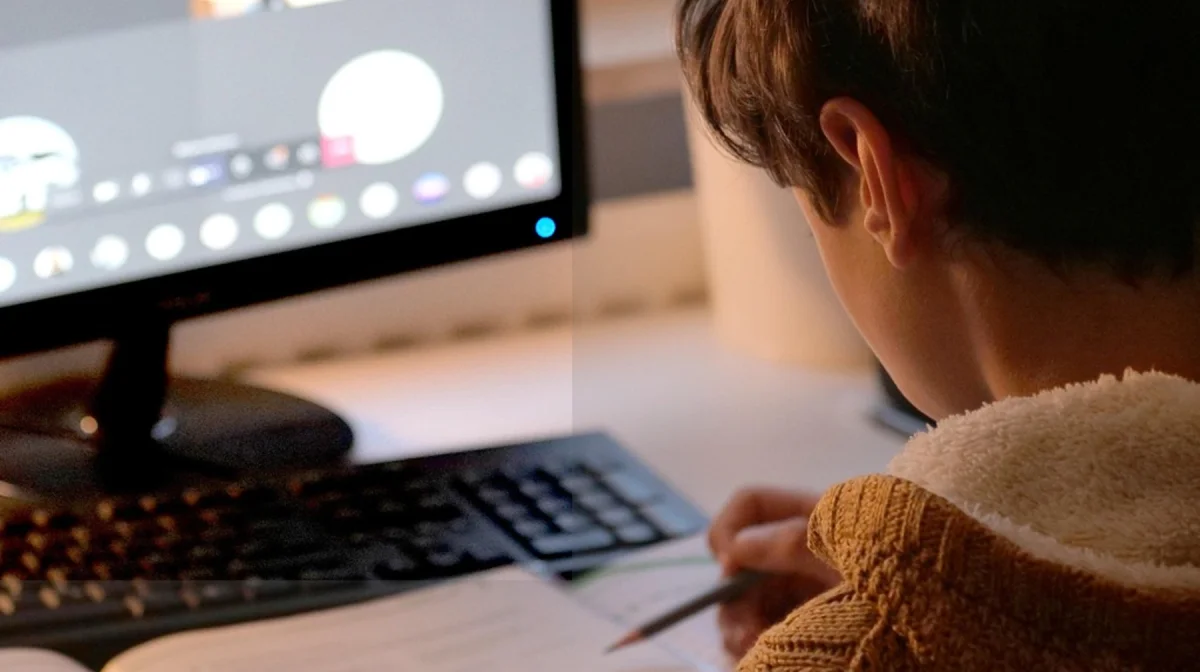 Блат по-акмолински: одни и те же фирмы получали миллиарды на кружки для детей