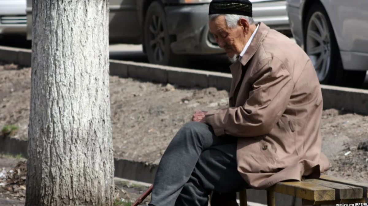 «Тасжүрек»: Атырауда 80 жастағы қарияны 8 баласы қараусыз қалдырған