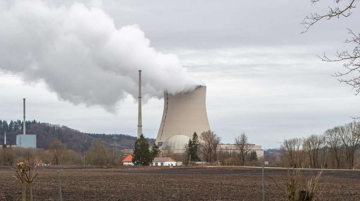 В Казахстане предложили объявить конкурс на лучшее название для первой АЭС