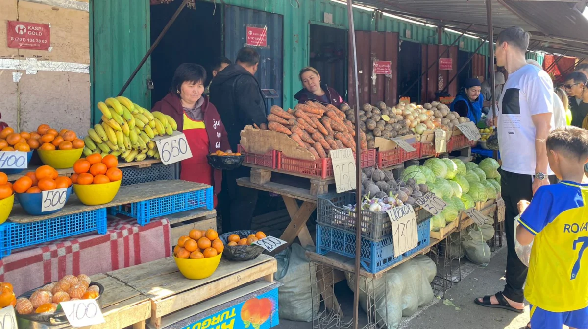 Супермаркеты против базаров: индивидуальных предпринимателей вытесняют из торговли